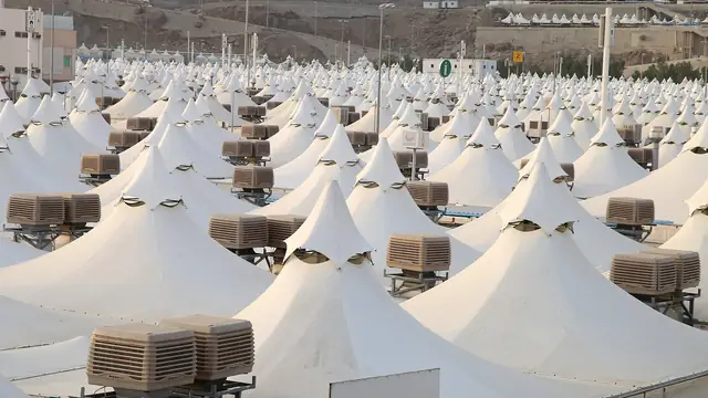Les tentes blanches climatisées de Mina