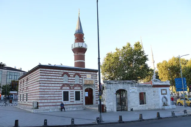 Selmanağa Camii