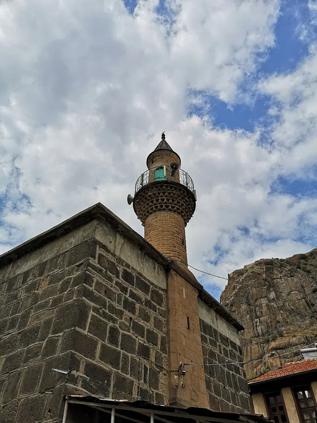Yukarı Pazar Mosque