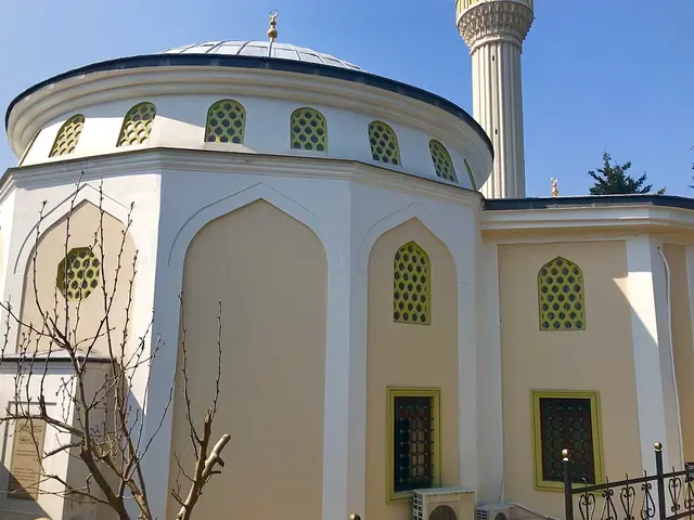 Zincirlikuyu Cami