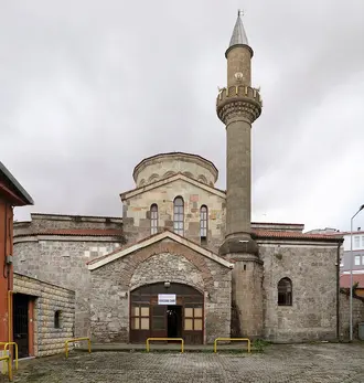 Yeni Cuma Cami