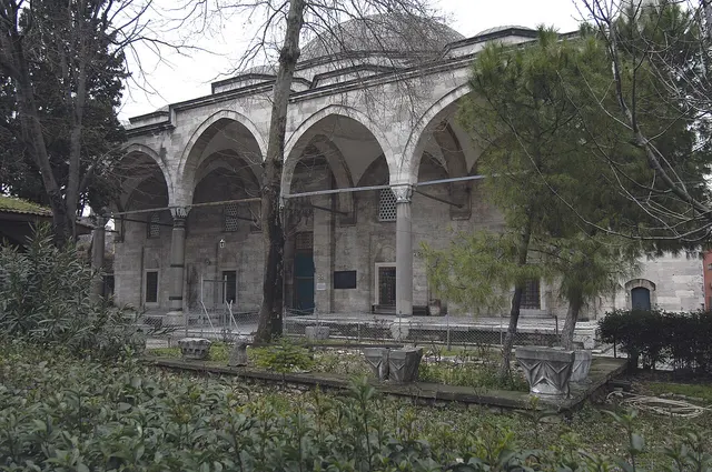 Davutpaşa Camii