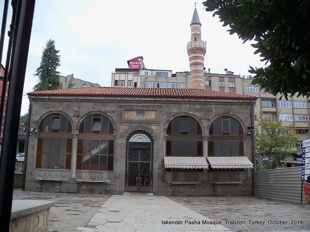 Iskender Paşa Camii