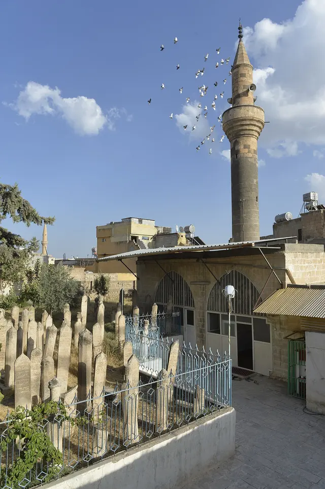 Hekim Dede Camii
