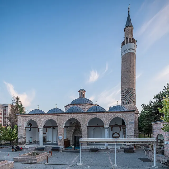 Karacabey Camii